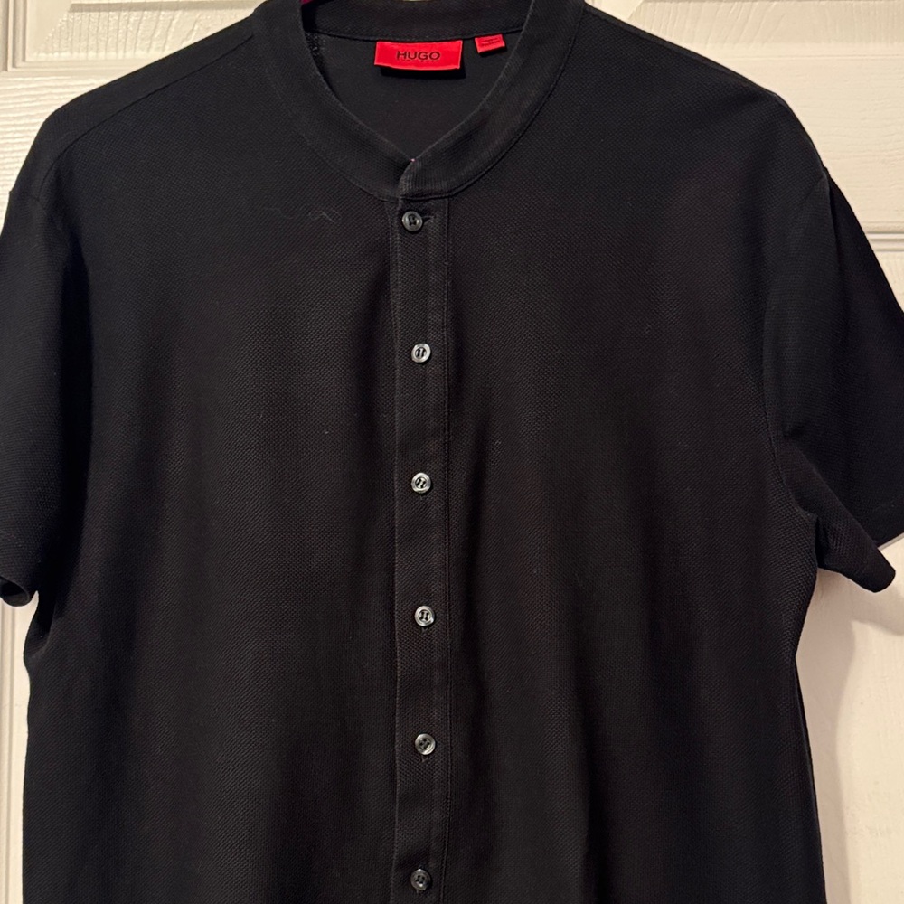 HUGO Classic Black Short Sleeve Shirt